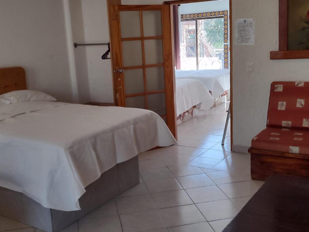 Hotel Alcatraces El Pueblito  المظهر الخارجي الصورة